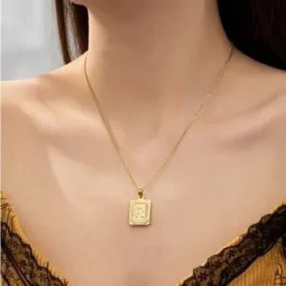 Gold Monogram Initial Necklace (T) (9024)